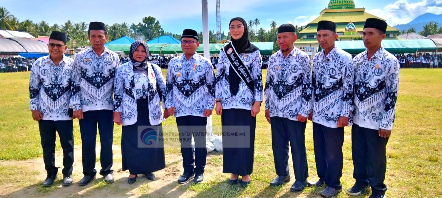 Pemkab Buol Gelar Upacara HUT PGRI Ke-80 dan Hari Guru Nasional di Desa Matinan