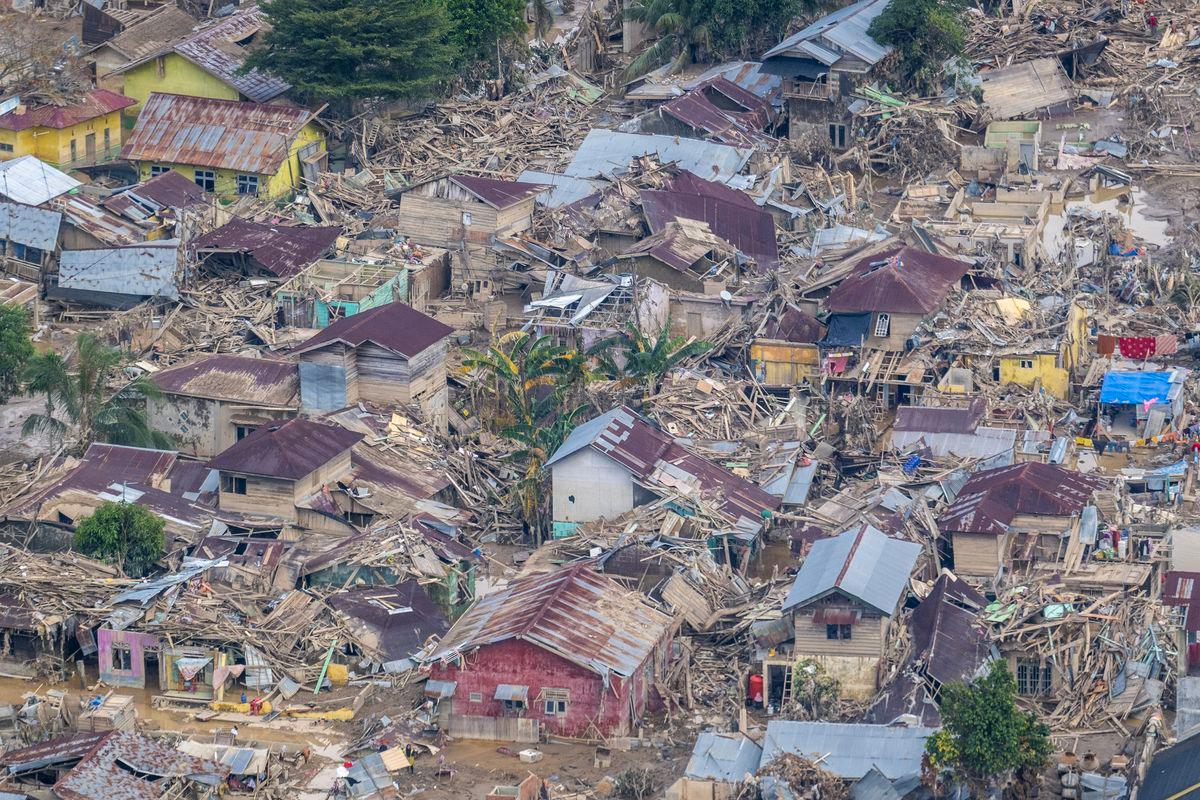Pemerintah Segel Empat Perusahaan Terkait Deforestasi Pemicu Banjir Sumatera